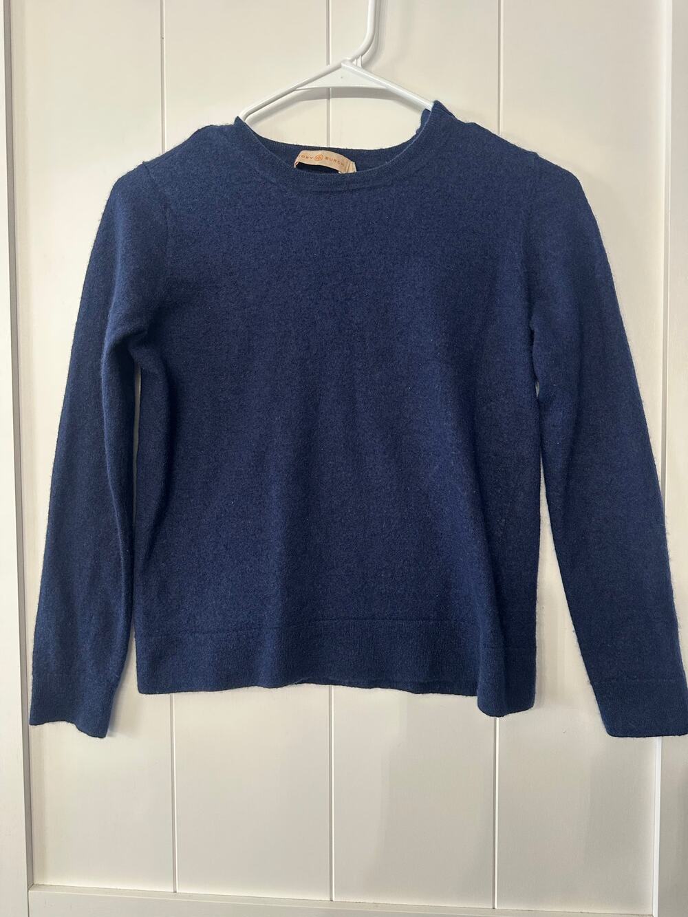 Tory Burch cashmere sweater in Navy size small petite
